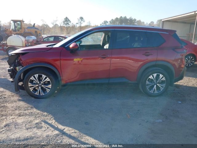 5N1AT3BA0MC772176 Nissan ROGUE SV