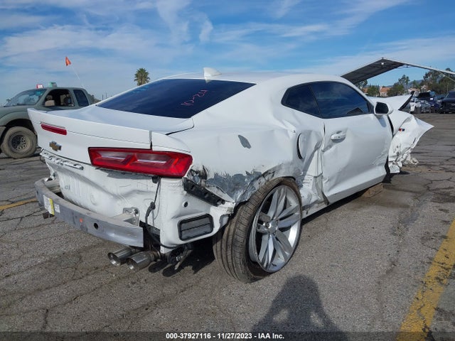 Chevrolet Camaro 2lt 2017 1G1FD1RS4H0156992 Image 4