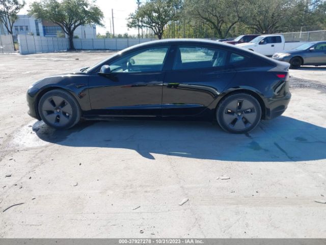 5YJ3E1EA9PF433561 Tesla MODEL 3