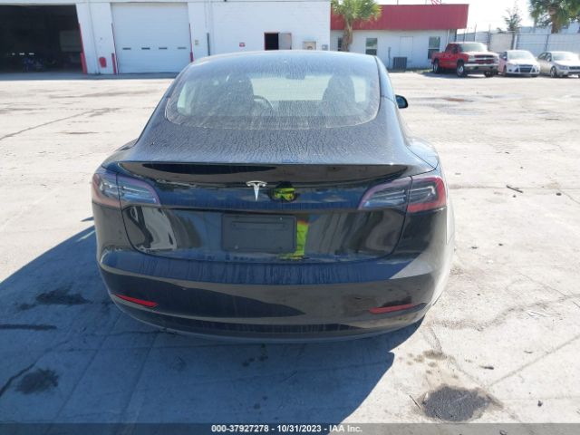 5YJ3E1EA9PF433561 Tesla MODEL 3