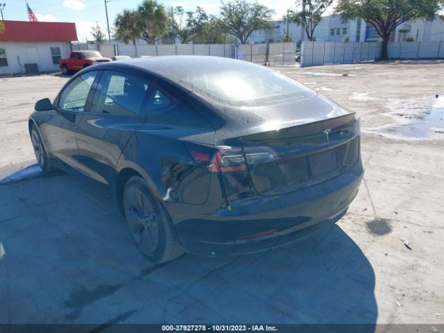 5YJ3E1EA9PF433561 Tesla MODEL 3