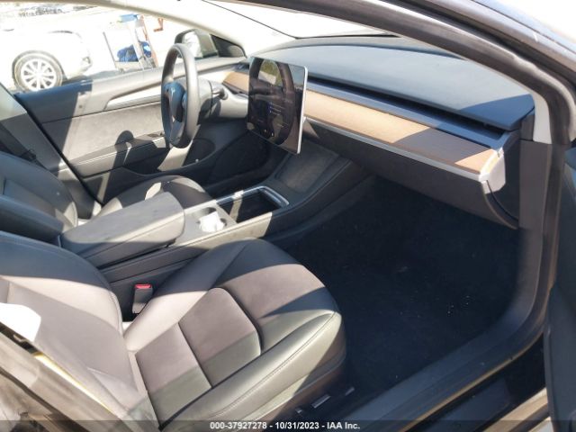 5YJ3E1EA9PF433561 Tesla MODEL 3