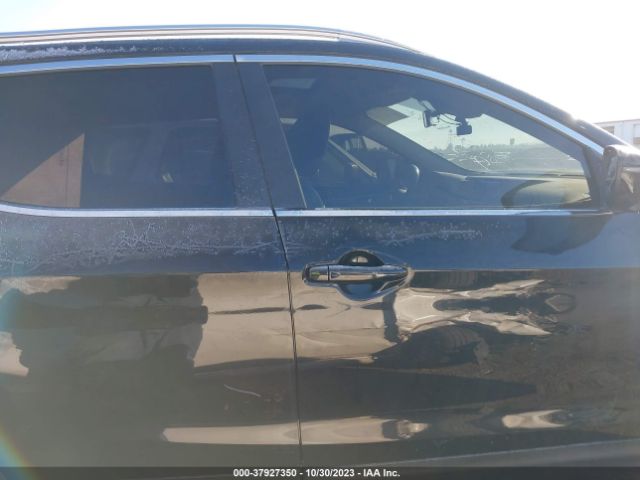 JN1BJ1CR4JW208048 Nissan Rogue Sport Sl