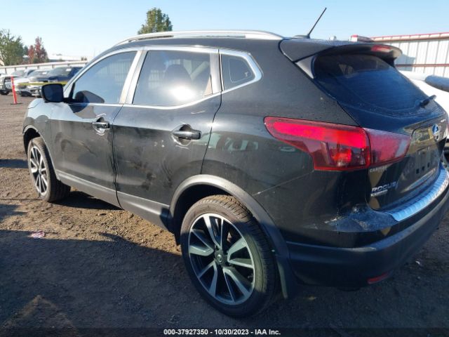 JN1BJ1CR4JW208048 Nissan Rogue Sport Sl