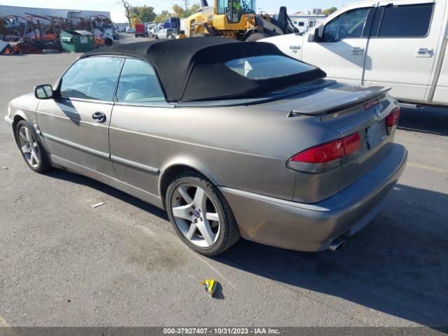 2003 SAAB 9-3 YS3DF75K037003391 Photo 2