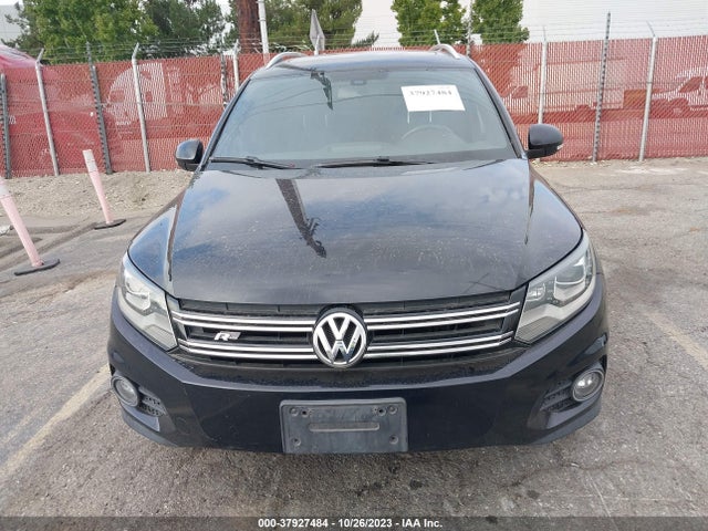 WVGAV7AX3FW550031 Volkswagen Tiguan R-line