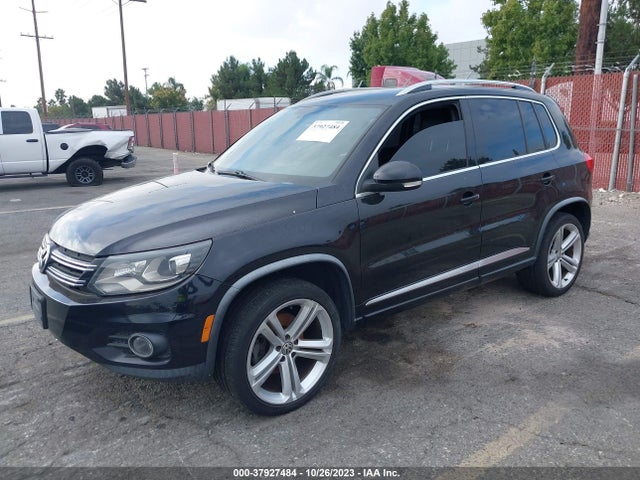 WVGAV7AX3FW550031 Volkswagen Tiguan R-line