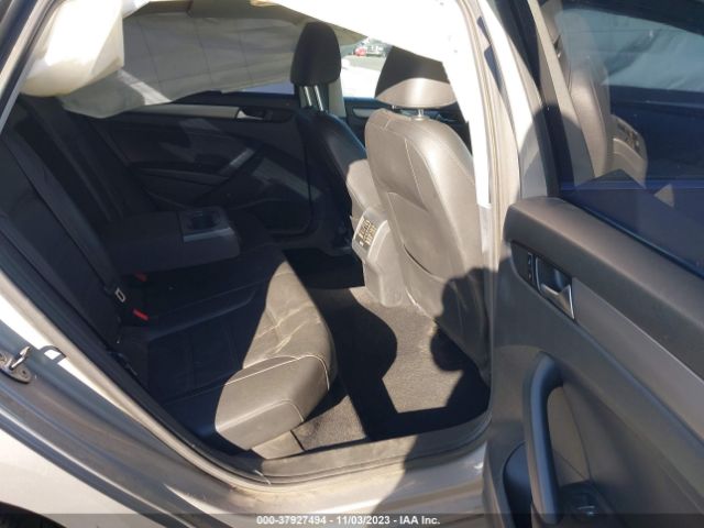 1VWBN7A35EC084752 Volkswagen Passat 2.0l Tdi Se