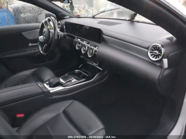 2020 MERCEDES-BENZ AMG CLA 45 W1K5J5DB7LN121861 Photo 4