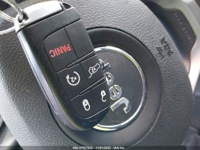 1C4RJFBG2JC128452 Jeep Grand Cherokee Limited