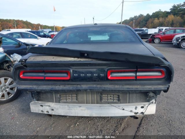 2C3CDZAG2KH560879 Dodge Challenger Sxt