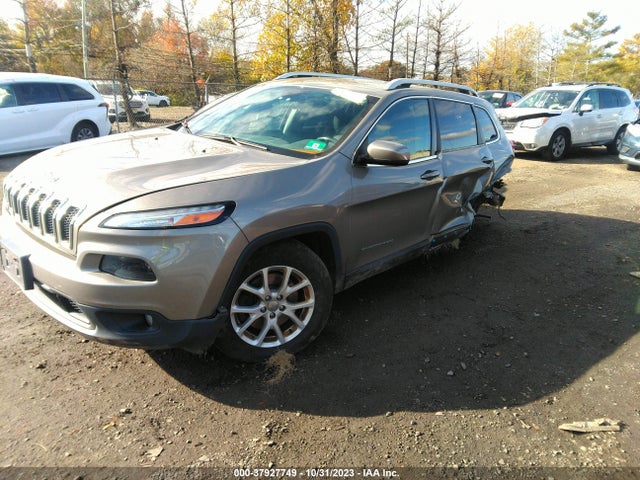 2016 JEEP CHEROKEE LATITUDE VIN: 1C4PJMCSXGW304122