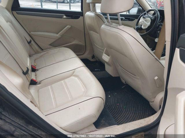 2017 VOLKSWAGEN PASSAT 1VWDT7A31HC079065 Photo 7