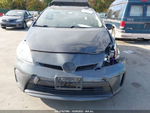 JTDKN3DUXF0398819 Toyota Prius Three