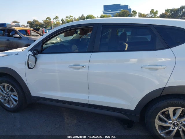 Hyundai TUCSON SE 2018 KM8J23A45JU674703 Image 14