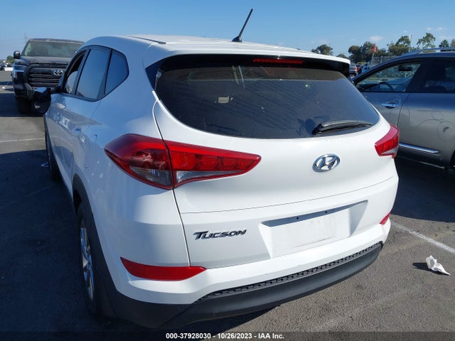 Hyundai TUCSON SE 2018 KM8J23A45JU674703 Image 16