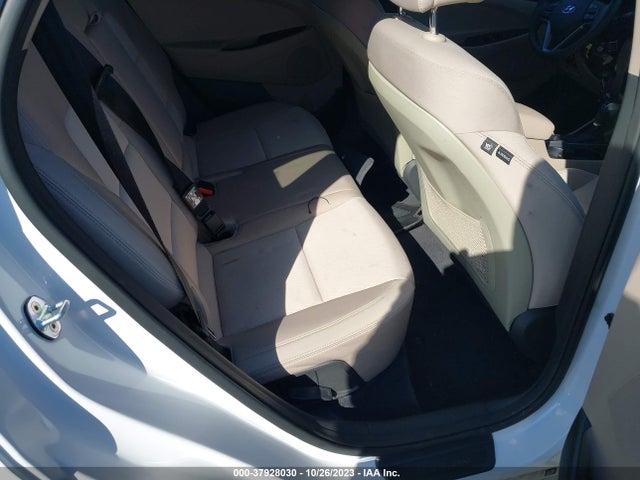Hyundai TUCSON SE 2018 KM8J23A45JU674703 Image 8