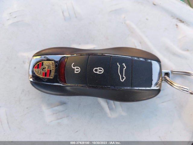 2016 PORSCHE CAYENNE WP1AD2A2XGLA72027 Photo 10