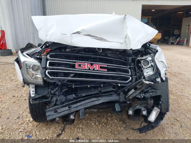 1GKS1GEC2FR734438 GMC Yukon Xl Sle