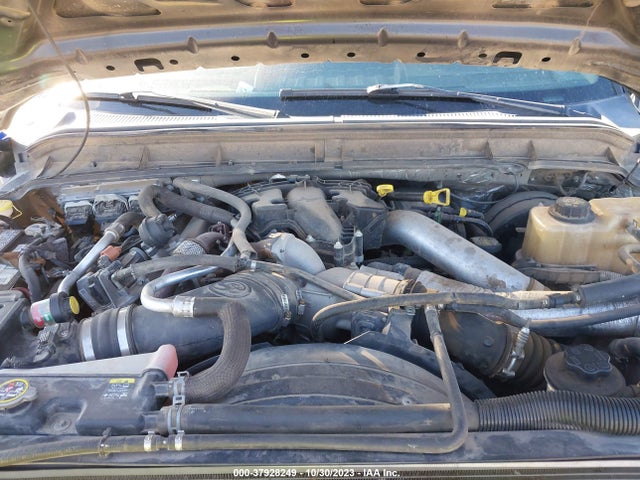 2011 FORD F-250 LARIAT VIN: 1FT7W2BT4BEA55668