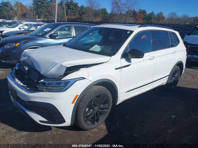 2022 VOLKSWAGEN TIGUAN 2.0T SE R-LINE BLACK VIN: 3VV8B7AX4NM010022