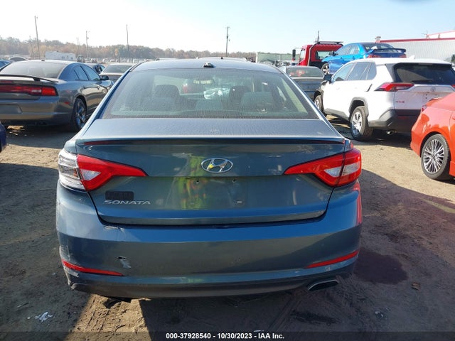 Hyundai SONATA SE 2015 5NPE24AF3FH062630 Image 16