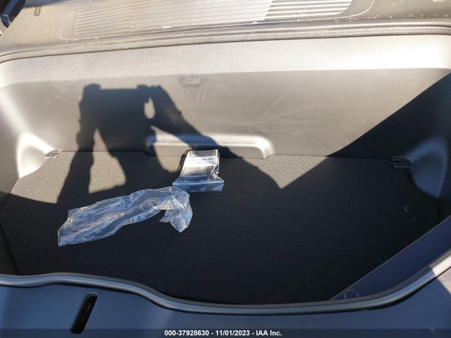 Rivian R1t Adventure 2023 7FCTGAAA9PN024102 Image 10