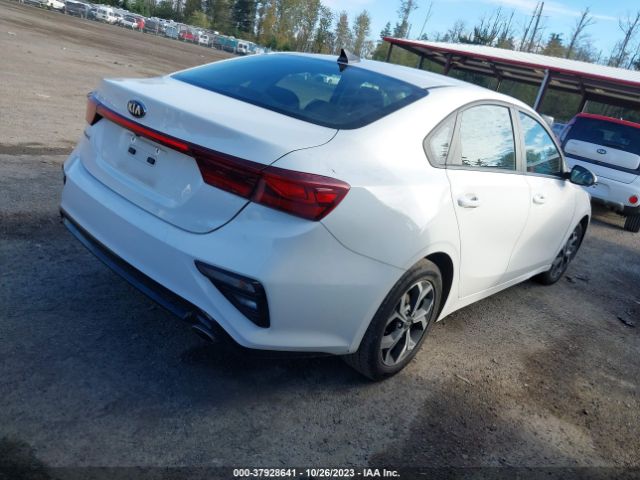 3KPF24AD6ME269758 KIA Forte Lxs
