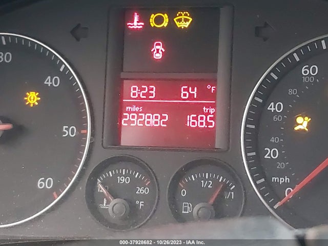 2006 VOLKSWAGEN JETTA SEDAN 1.9L TDI VIN: 3VWST71K16M723366