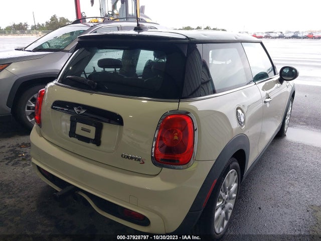 2015 MINI HARDTOP WMWXP7C56F2C60071 Photo 3