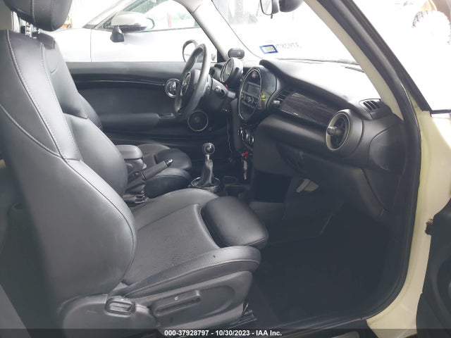 2015 MINI HARDTOP WMWXP7C56F2C60071 Photo 4