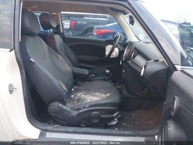 2013 MINI HARDTOP WMWSU3C52DT373015 Photo 4