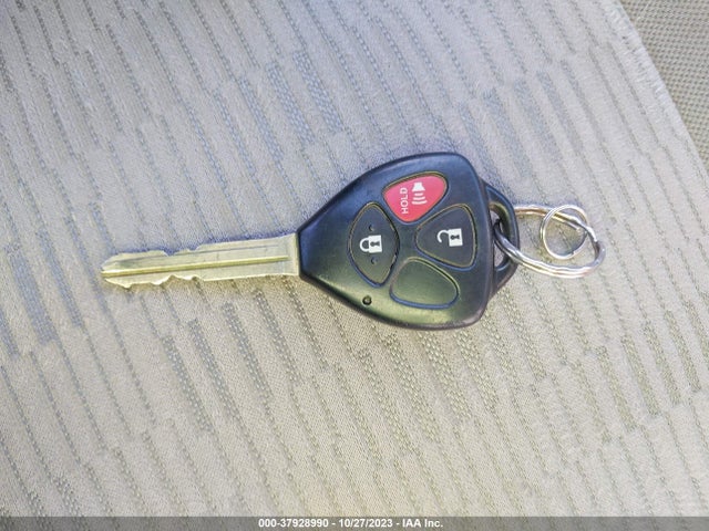 2009 TOYOTA RAV4 VIN: JTMZF33V295002427