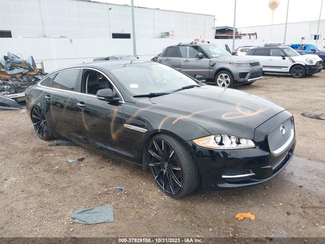 2015 JAGUAR XJ SAJWA2GZ7F8V83881 Photo 0