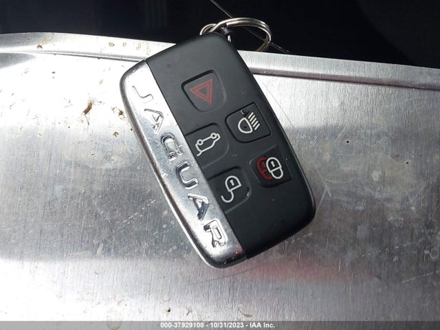 2015 JAGUAR XJ SAJWA2GZ7F8V83881 Photo 10