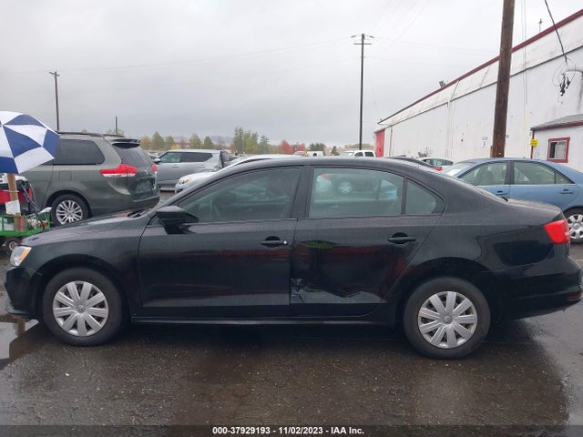 3VW1K7AJ4FM271144 Volkswagen Jetta 2.0l S