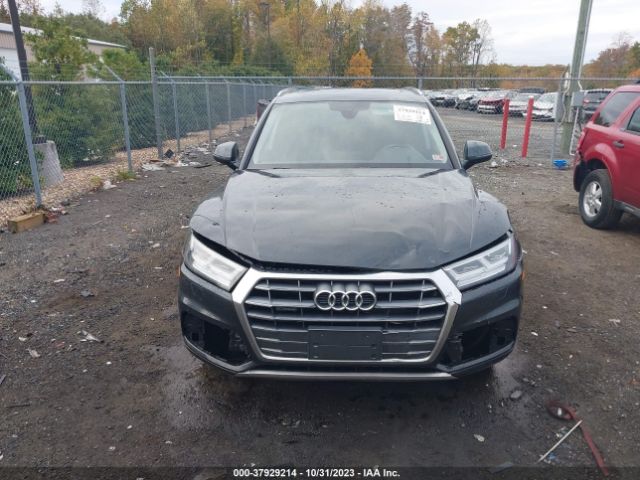 WA1BNAFY8J2106919 Audi Q5 Premium Plus