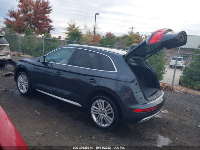 WA1BNAFY8J2106919 Audi Q5 Premium Plus