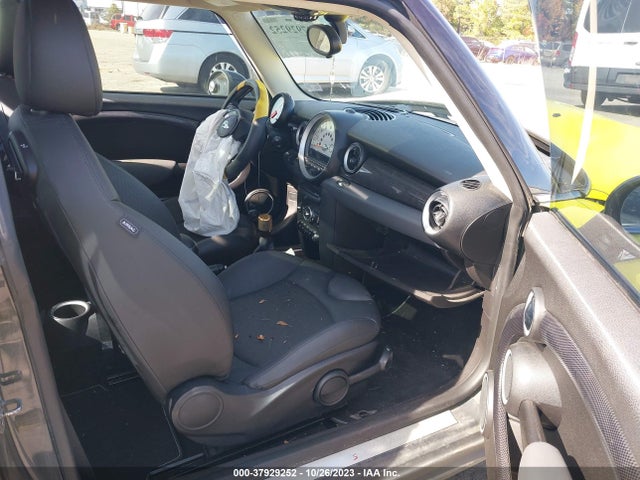 2012 MINI COOPER HARDTOP WMWSV3C59CTY28924 Photo 4