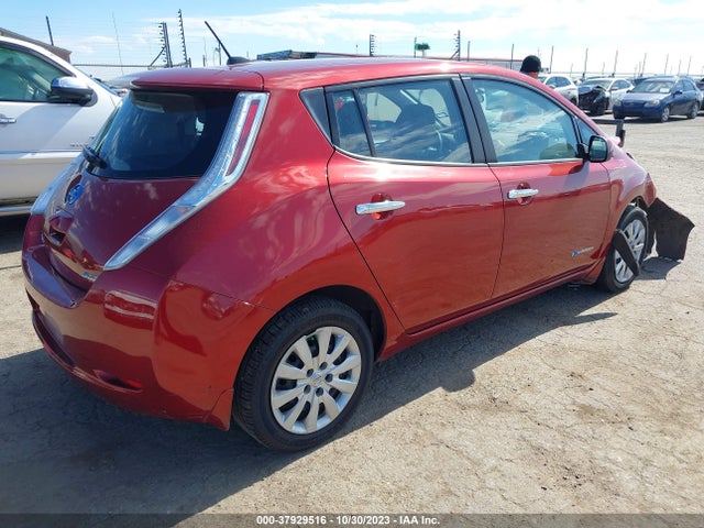 Nissan LEAF S 2015 1N4AZ0CP4FC322267 Image 4