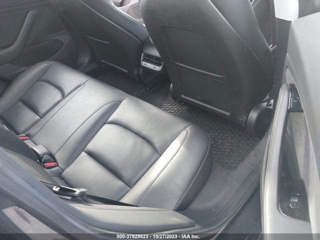 Tesla Model 3 Long Range 2018 5YJ3E1EB3JF068715 Image 8