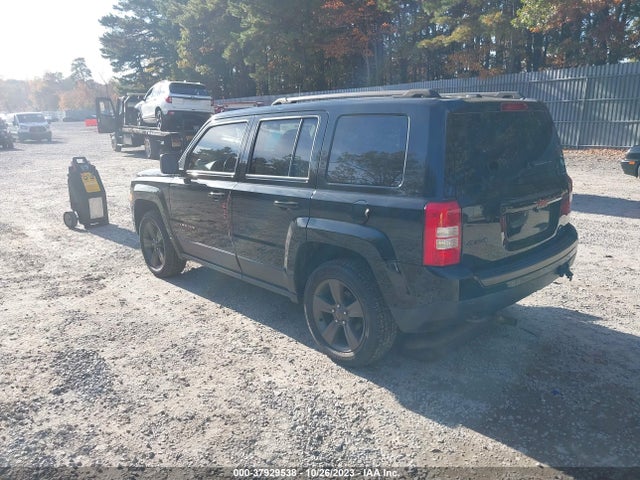 1C4NJRBB5GD692488 Jeep Patriot 75th Anniversary