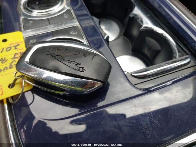 2011 JAGUAR XJ SAJWA1GE0BMV04513 Photo 10