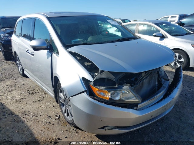 Honda Odyssey Touring 2015 5FNRL5H92FB108872 Image 6