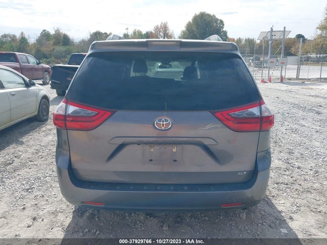 2020 TOYOTA SIENNA XLE VIN: 5TDYZ3DC3LS030237