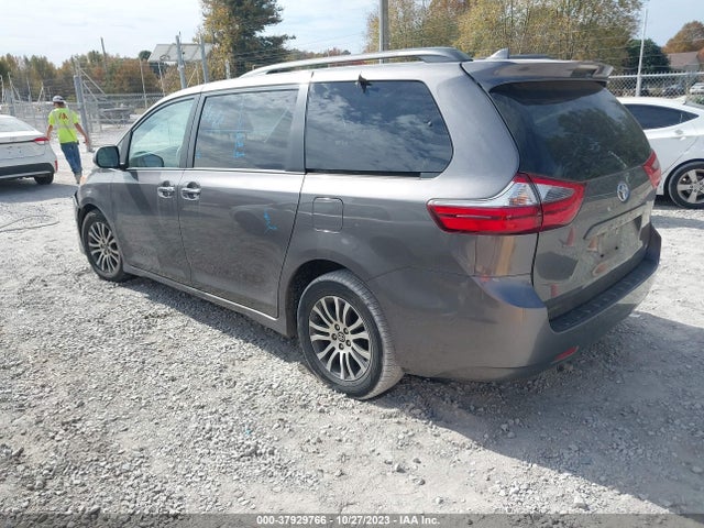 2020 TOYOTA SIENNA XLE VIN: 5TDYZ3DC3LS030237