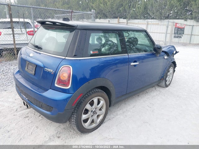 2008 MINI COOPER HARDTOP WMWMF73598TT88451 Photo 3