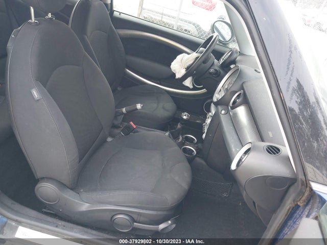 2008 MINI COOPER HARDTOP WMWMF73598TT88451 Photo 4