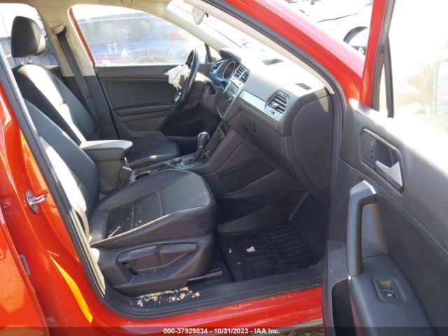 2018 VOLKSWAGEN TIGUAN 3VV2B7AX9JM050998 Photo 4