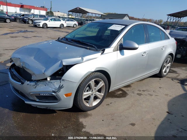 Chevrolet Cruze 2lt Auto 2015 1G1PE5SB1F7150493 Image 2